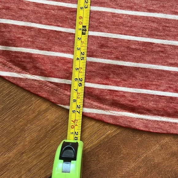 BNWOT Maurices lightweight, hooded, long sleeve top - Picture 11 of 15